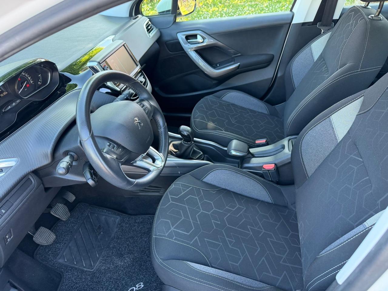 Peugeot 2008 BlueHDi 75 Active my16