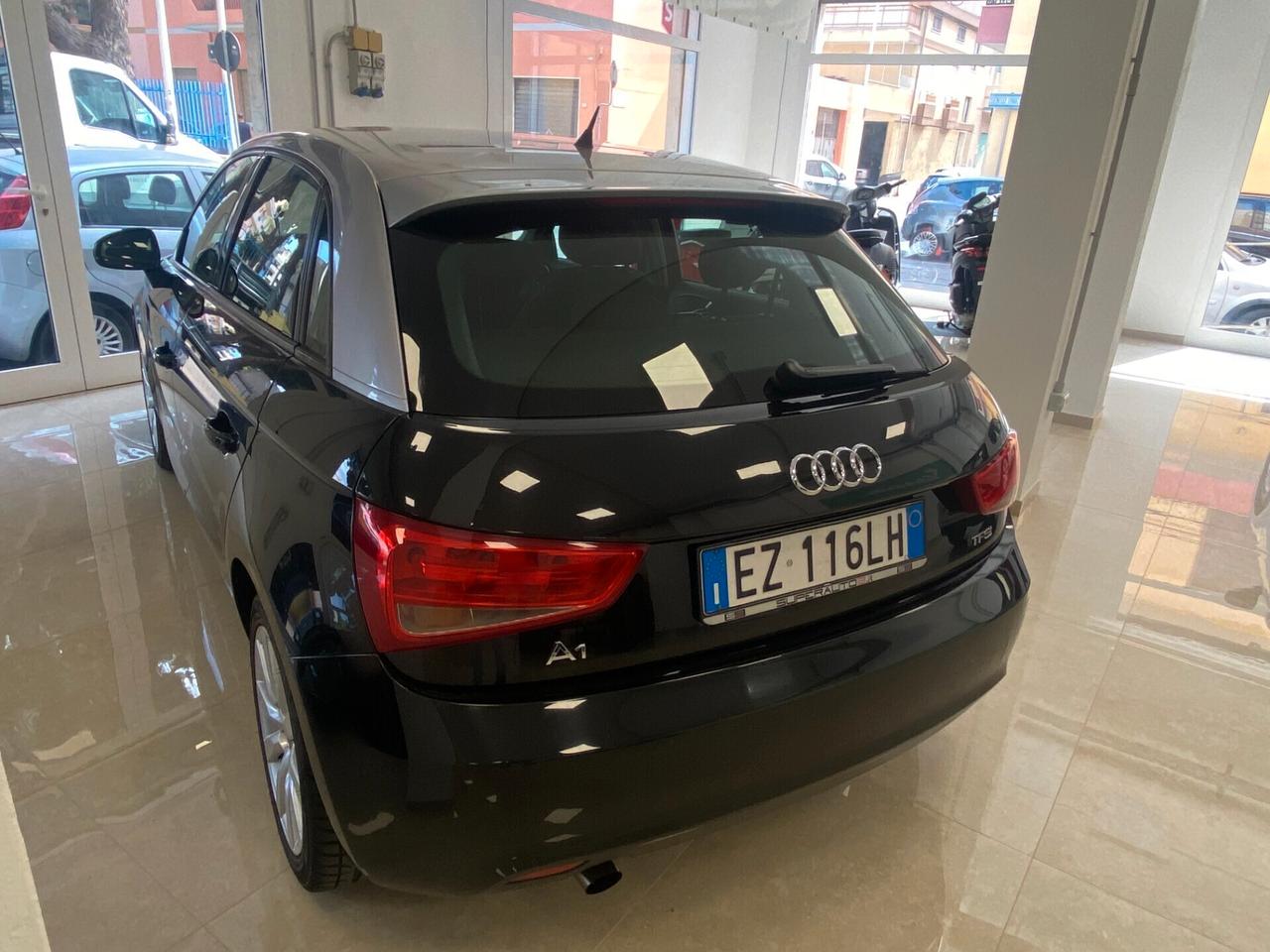 Audi A1 1.2 TFSI Attraction x neopatentati