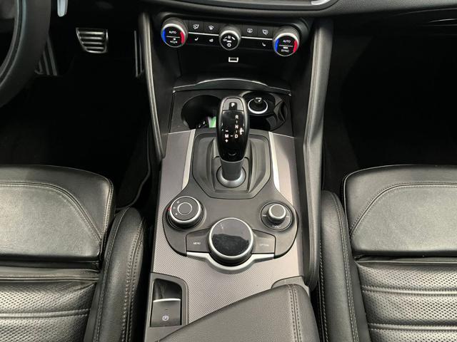 ALFA ROMEO Giulia 2.2 Turbodiesel 210 CV AT8 AWD Q4 Veloce