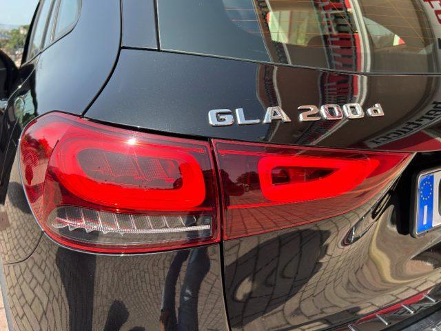 MERCEDES-BENZ GLA 200 d Automatic Business Extra