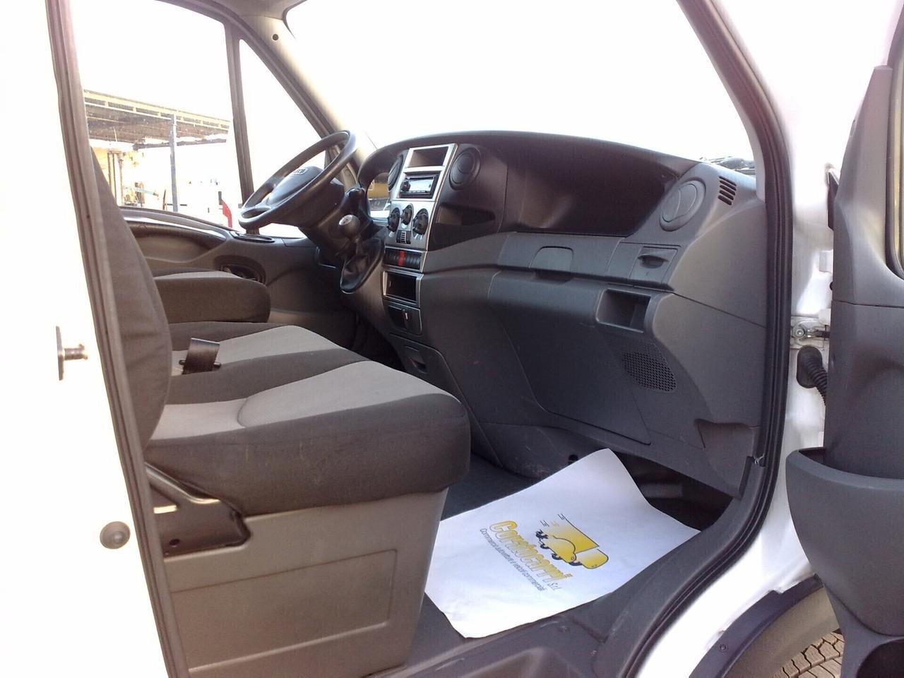 Iveco Daily 35c17 3000cc CENTINATO - 2011