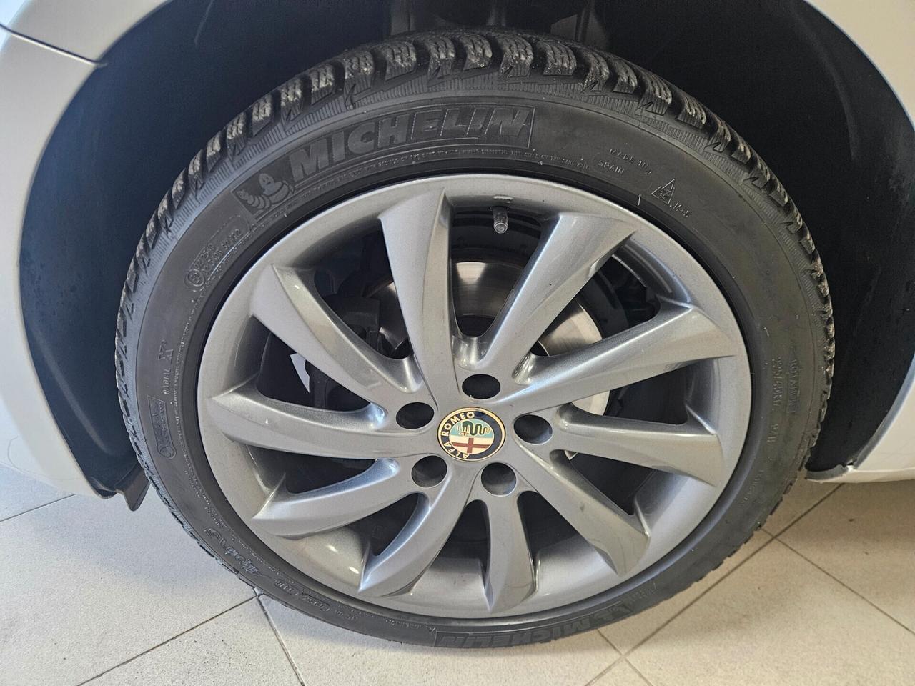 Alfa Romeo Giulietta 1.6 JTDm-2 105 CV Exclusive