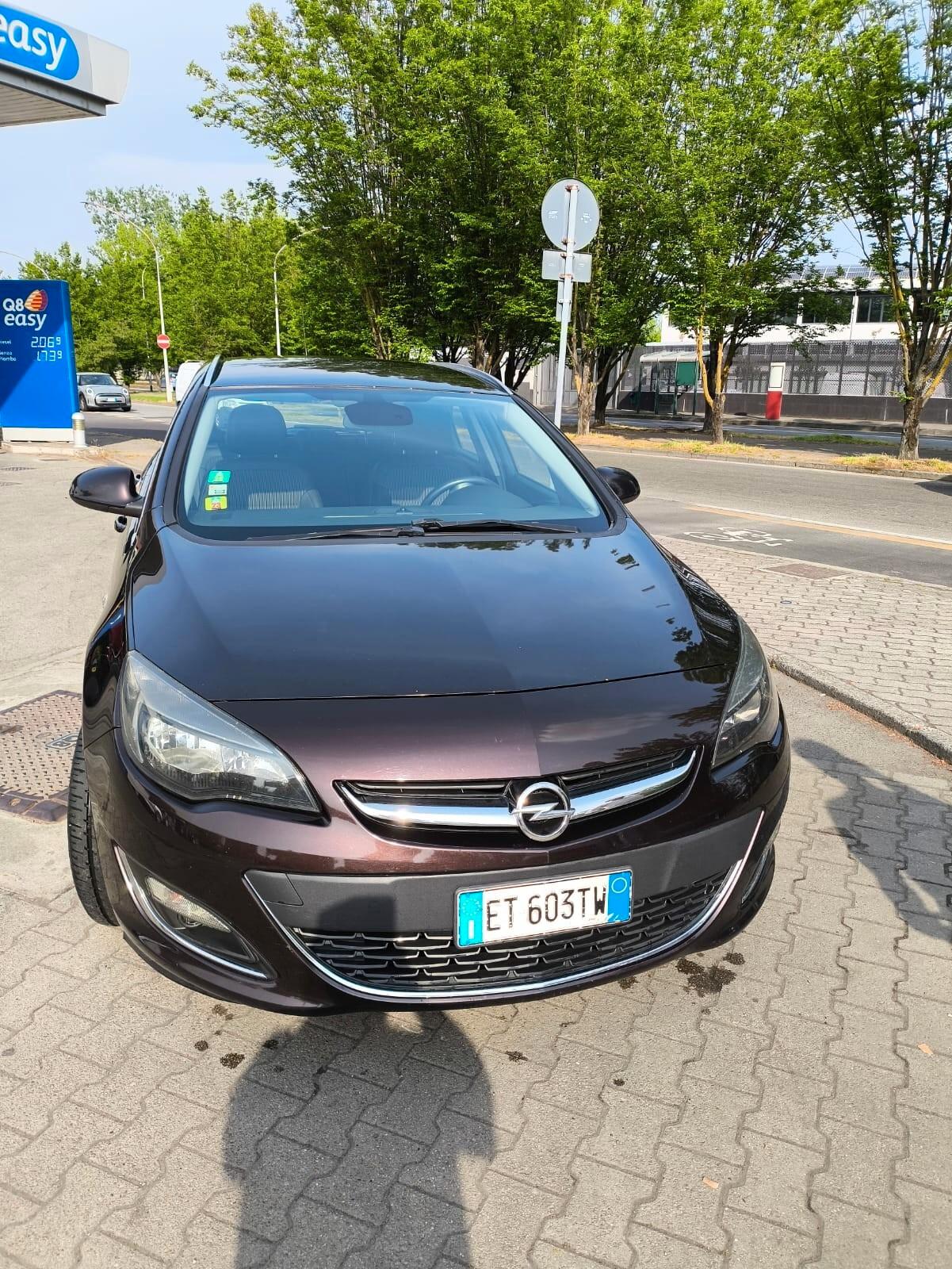 Opel Astra 1.7 CDTI 110CV Sports Tourer Cosmo