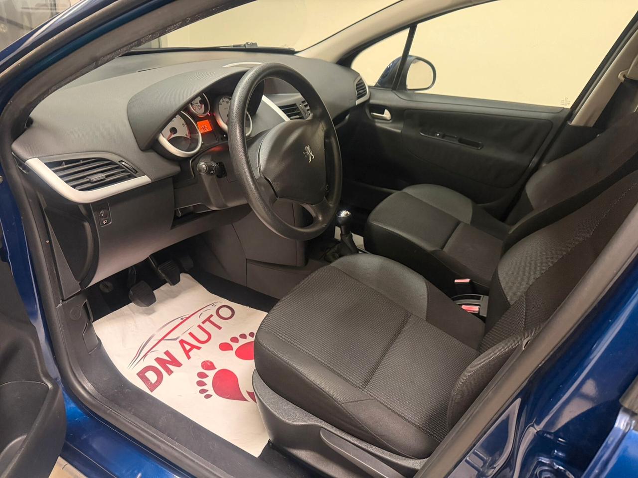 Peugeot 207 1.4 HDi 70CV 5p. Energie