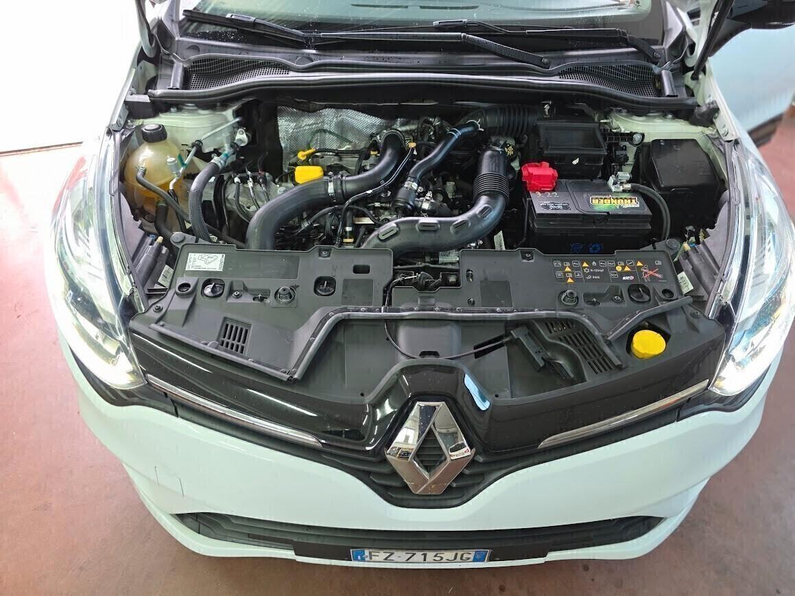 Renault Clio TCe 12V 75 CV 5 porte Moschino Life