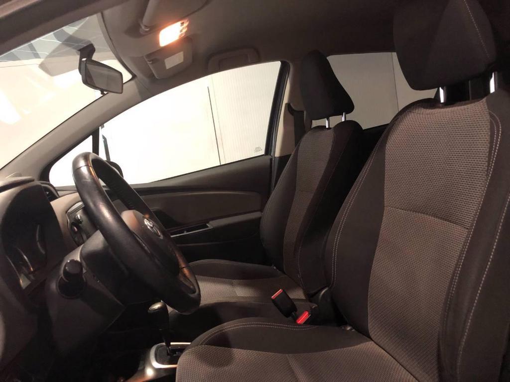 Toyota Yaris 5 Porte 1.5 Hybrid Business