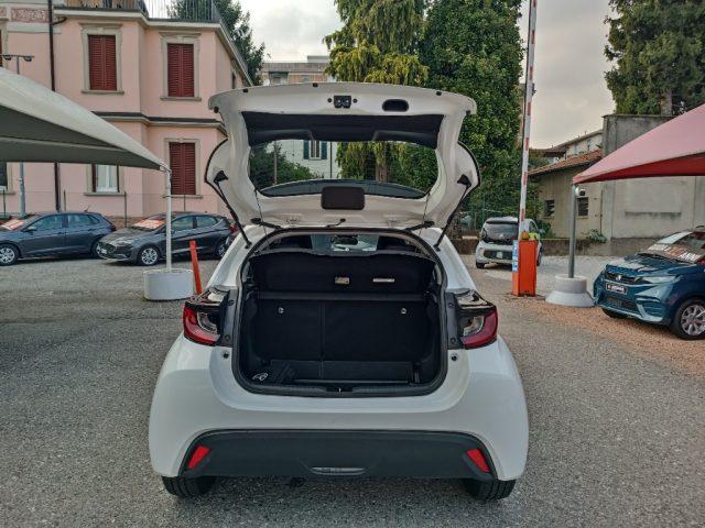 TOYOTA Yaris 1.0 5 porte Active