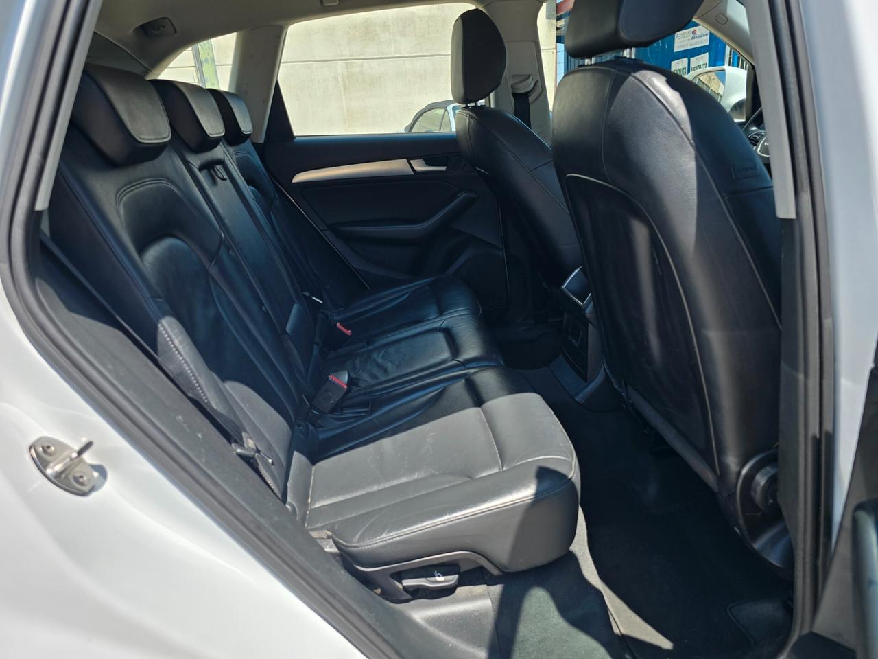 Audi Q5 2.0 TDI 150 CV clean diesel Advanced