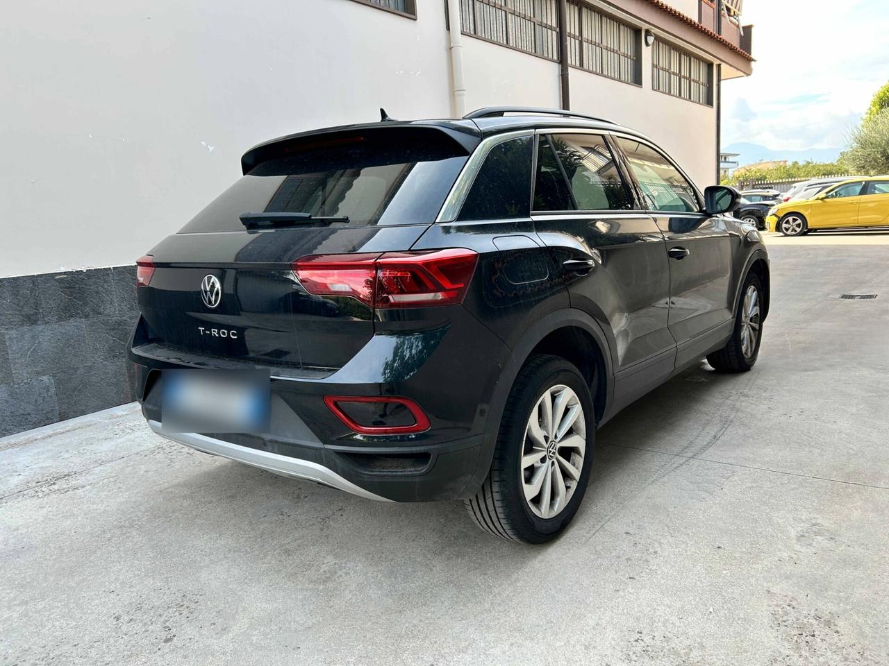 VW T-Roc 1.0 TSI 115CV - 2025 Incidentata