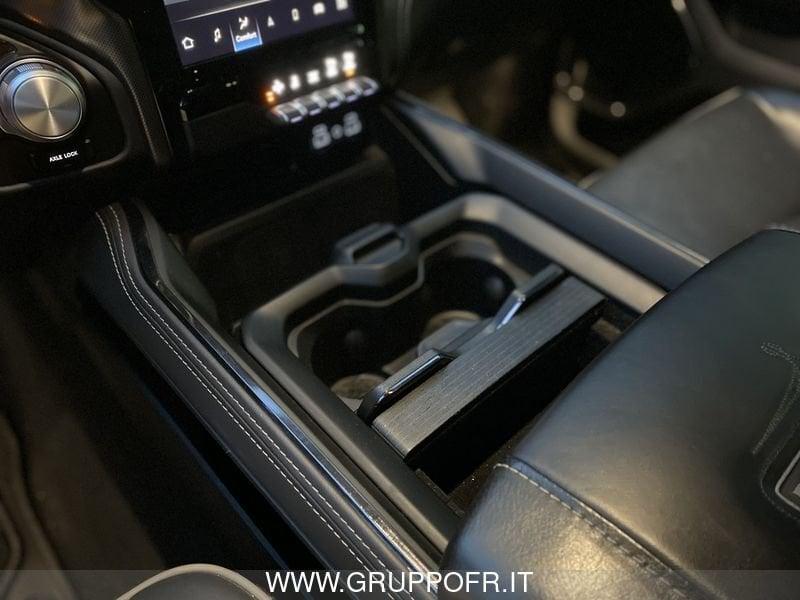 Dodge RAM RAM 1500 5.7 L HEMI V8 4X4 LIMITED - NETTO IVA