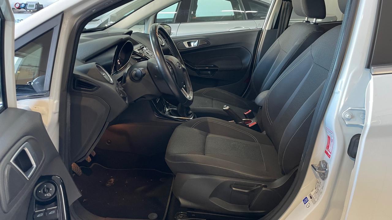 Ford Fiesta 1.5 TDCi 75CV 5 porte Titanium