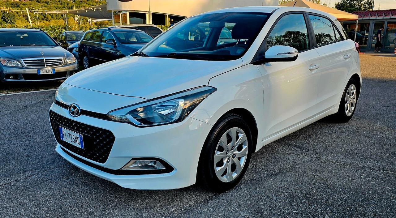 Hyundai i20 1.2 84 CV 5 porte Econext Comfort