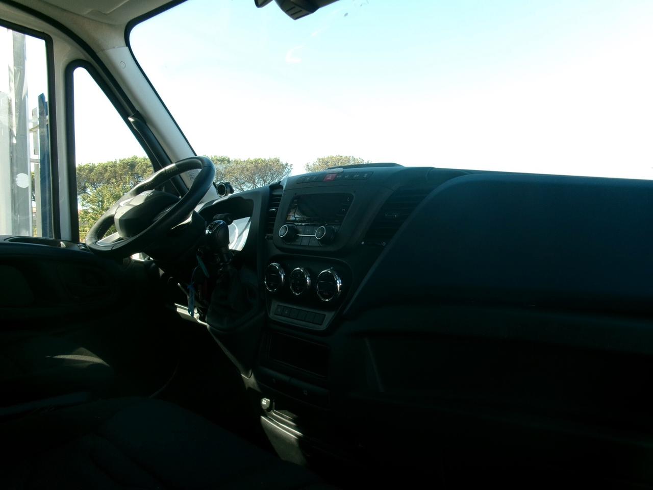 Iveco Daily 35C16 2.3 160CV **18000KM** DOP CABINA 7P CASSONE DA 4.20M PASSO 4100