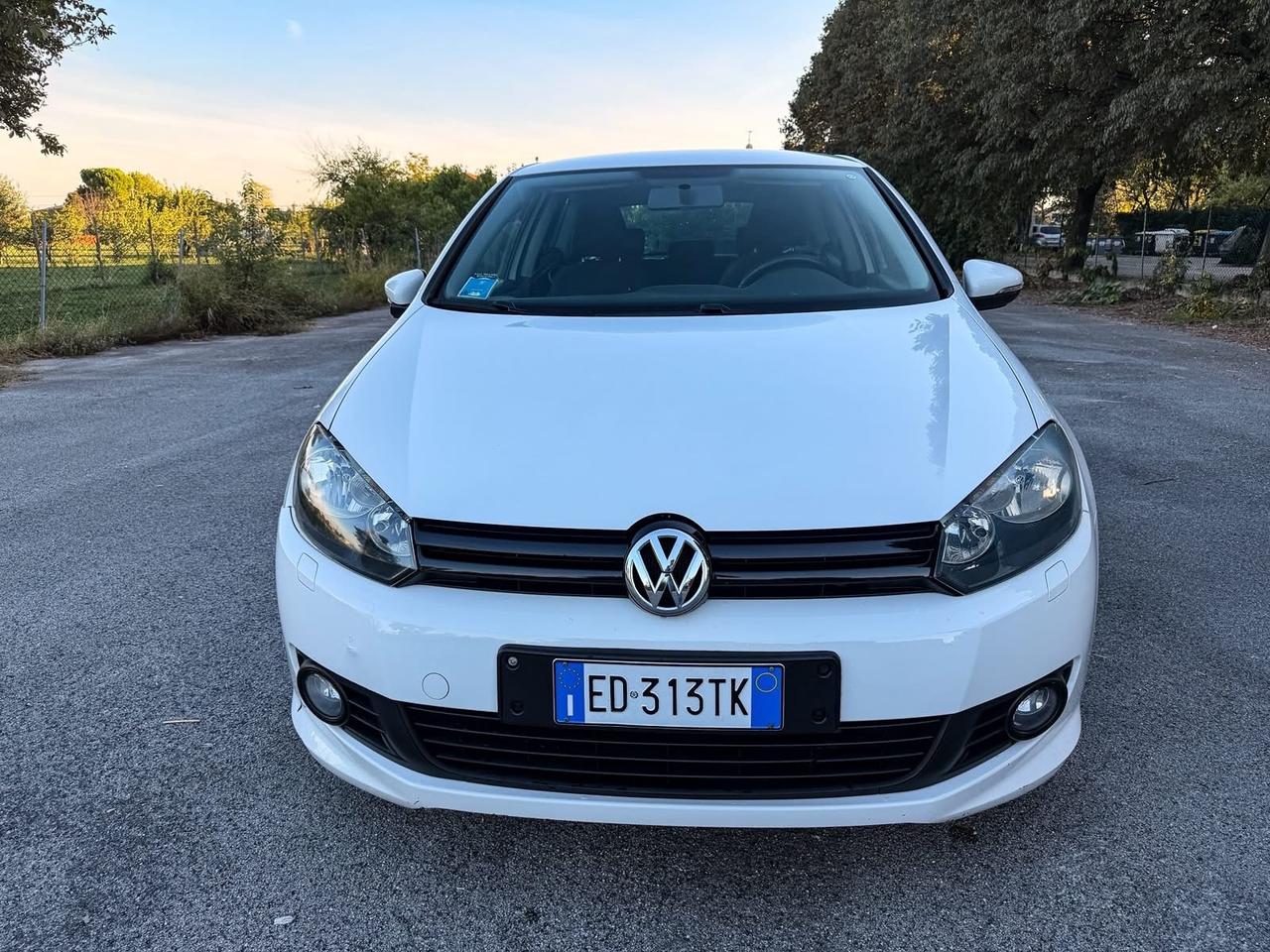 Volkswagen Golf 1.6 TDI DPF 3p. Highline
