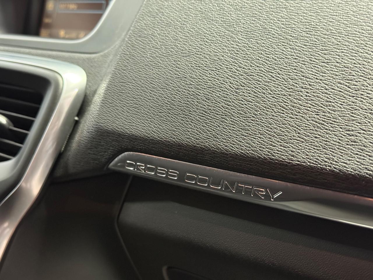 Volvo V40 Cross Country D3 Summum