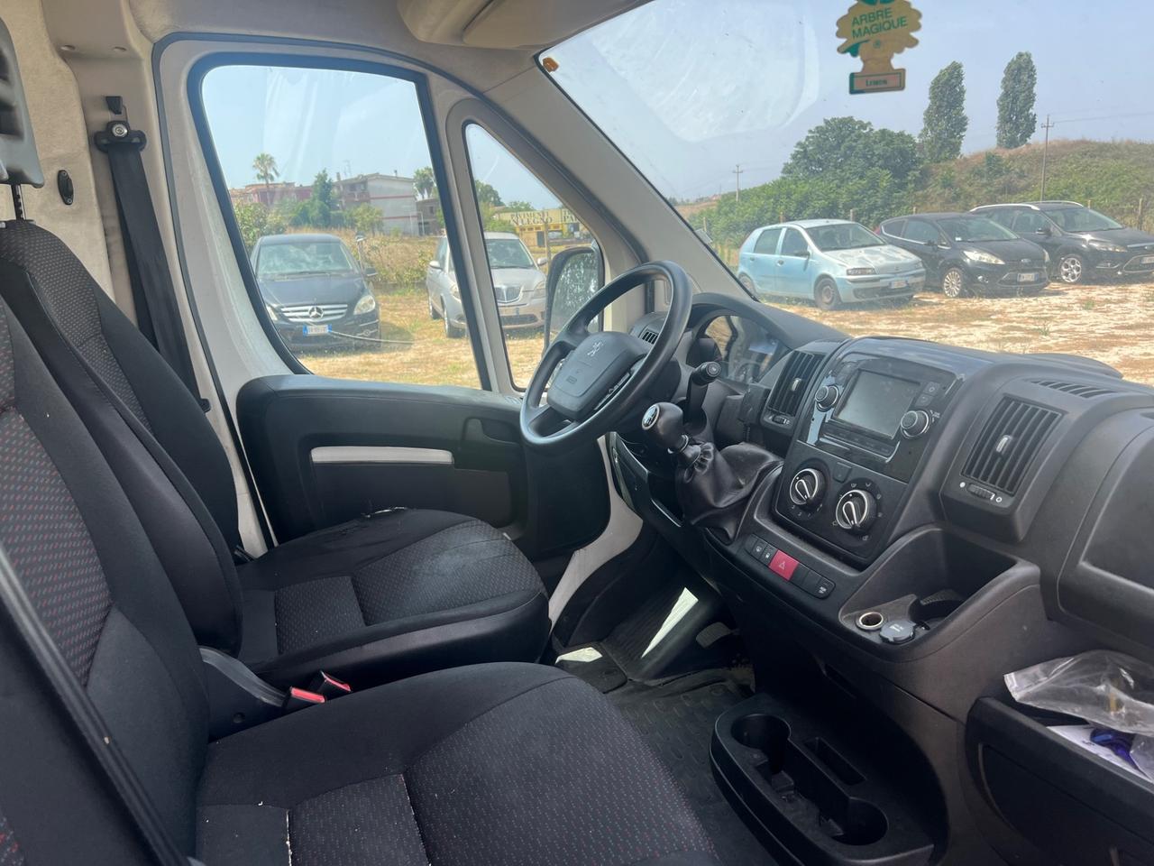 Peugeot Boxer 330 2.2 BlueHDi 140 S&S PC-TM Furgone