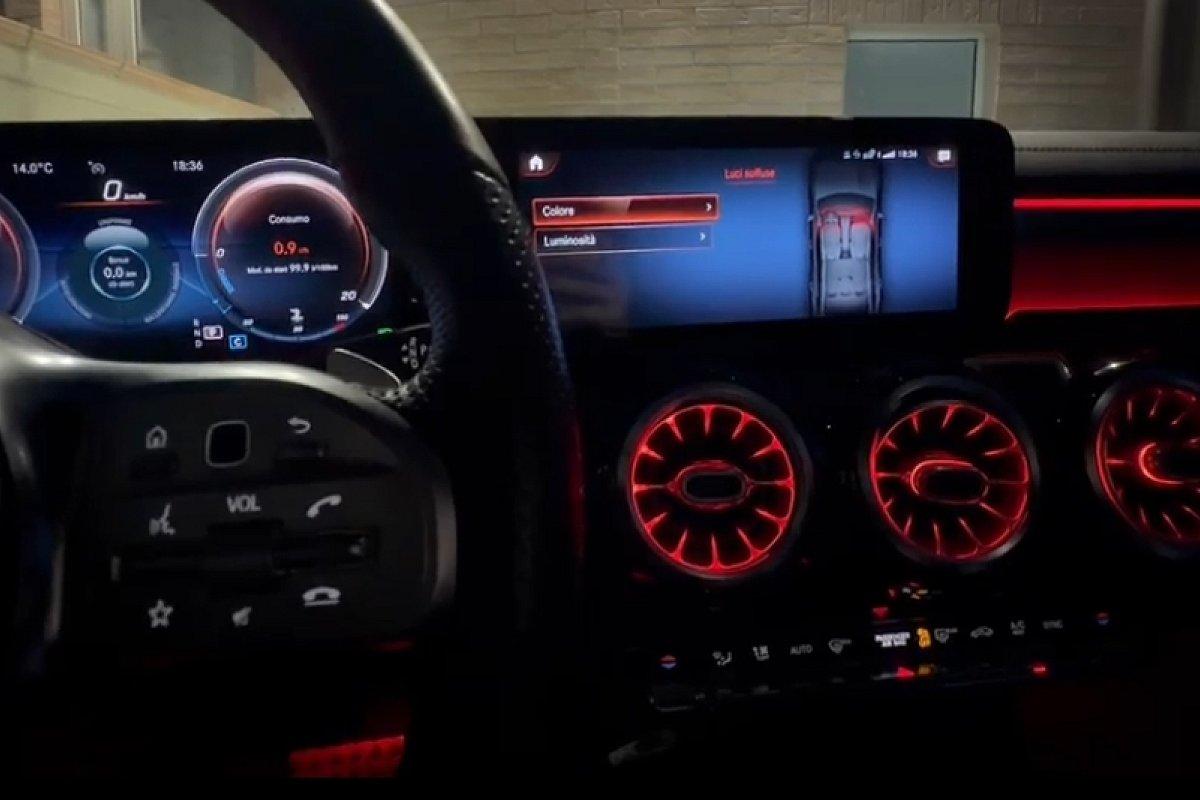 MERCEDES CLA 180 d Automatic Premium