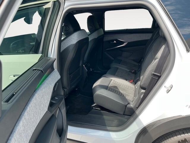 Peugeot 5008 Hybrid 136 e-DCS6 GT