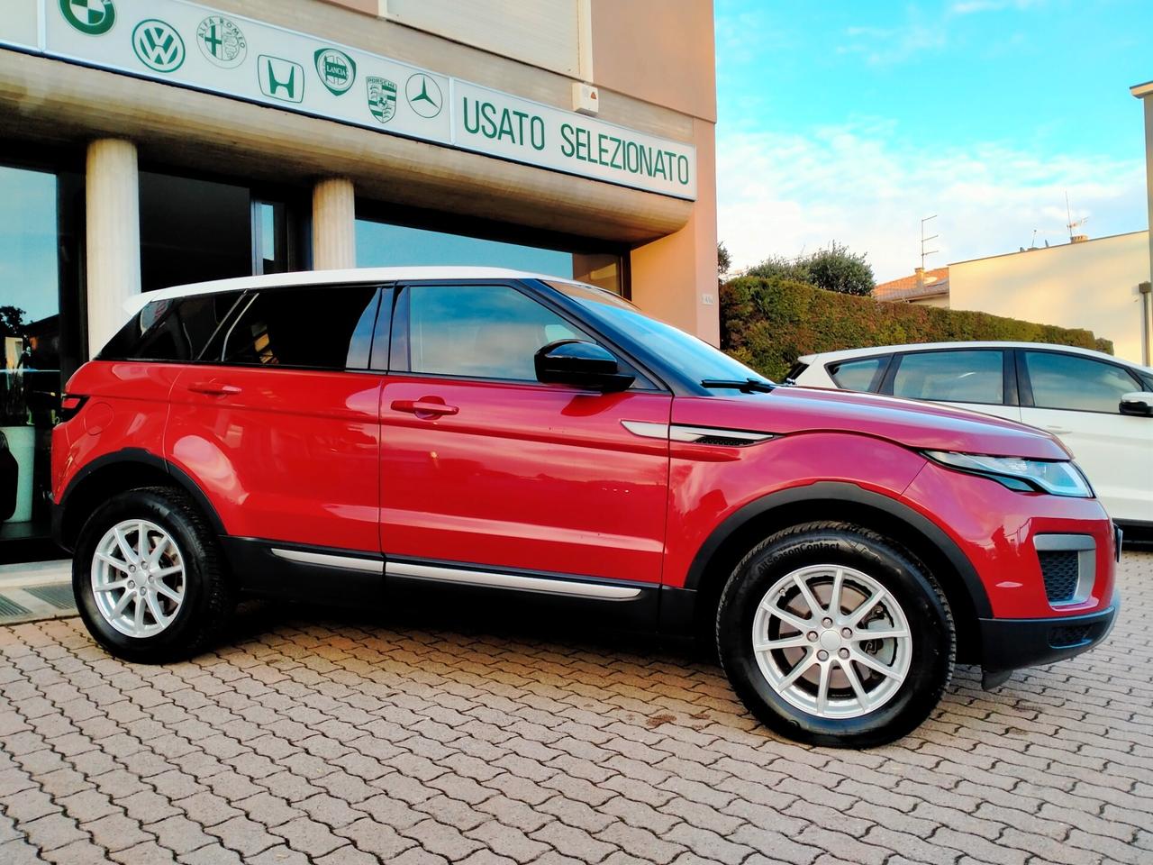 Land Rover RANGE ROVER EVOQUE 2.0TD4 E6 M.Y.16 150CV NAVI/CAMERA/ GANCIO TRAINO