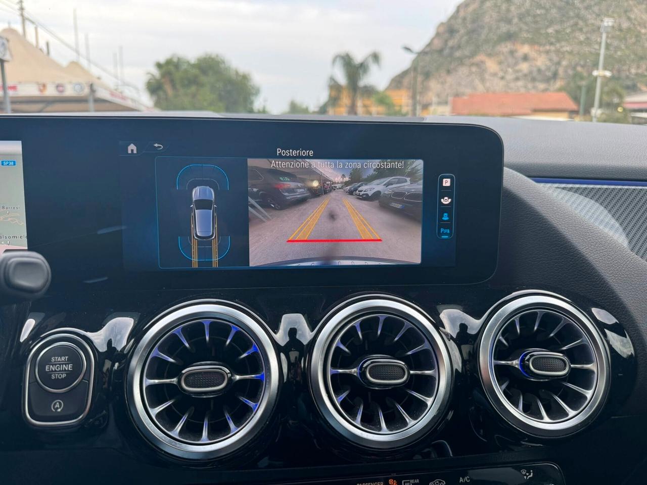 MERCEDES GLA200d PREMIUM PLUS AMG LINE