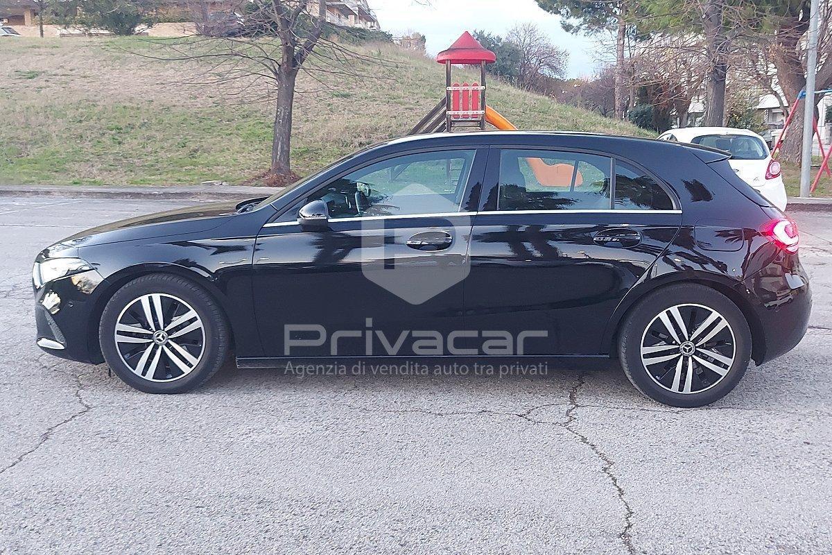 MERCEDES A 180 d Automatic Business