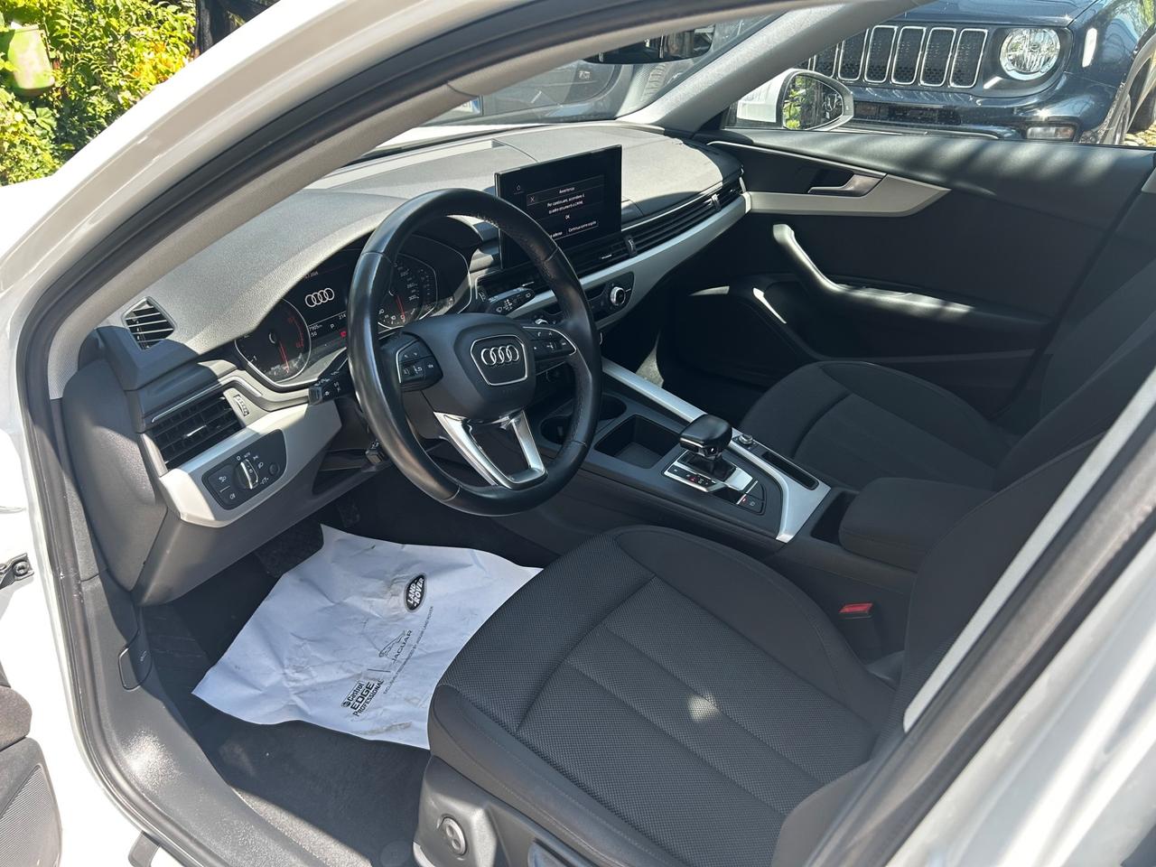 Audi A4 Avant 35 TDI/163 CV S tronic Business Advanced