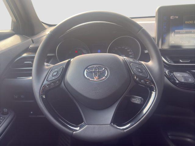 TOYOTA C-HR C-HR 1.8 Hybrid E-CVT Business
