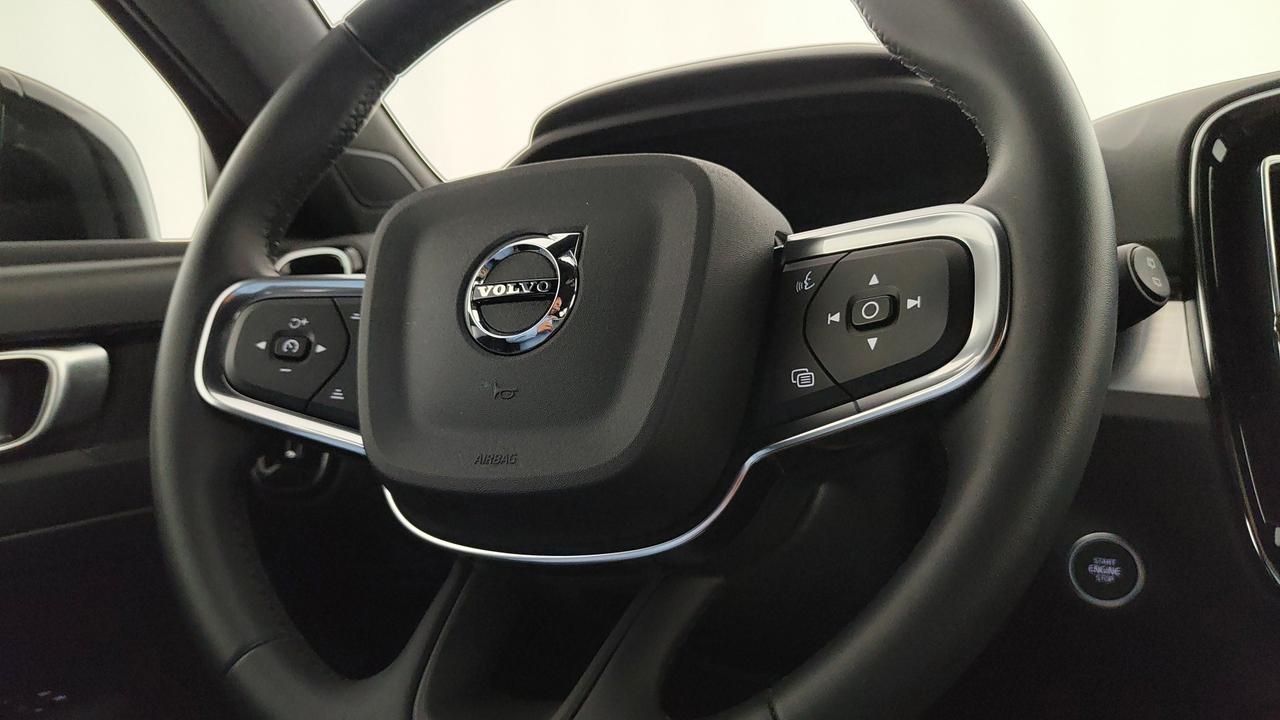 VOLVO XC40 2.0 b3 Core auto