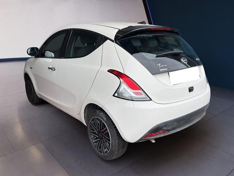 Lancia Ypsilon III 2021 1.0 firefly hybrid Gold Plus s&s 70cv 5p.ti