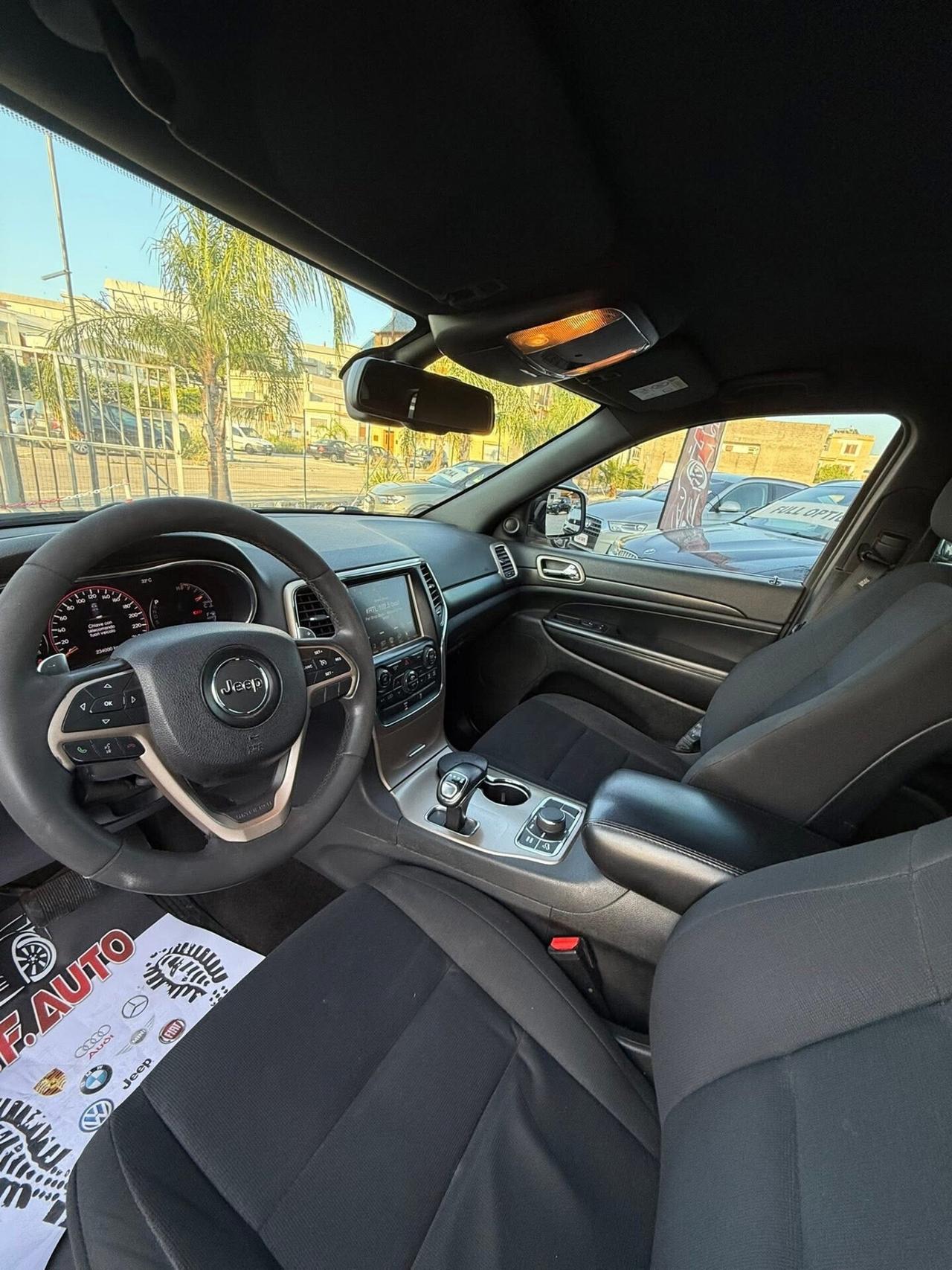 Jeep Grand Cherokee 3.0 V6 CRD Multijet II Laredo