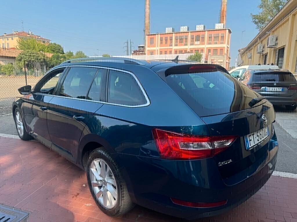 Skoda Superb 2018 2.0 TDI DSG WAGON SPORTLINE