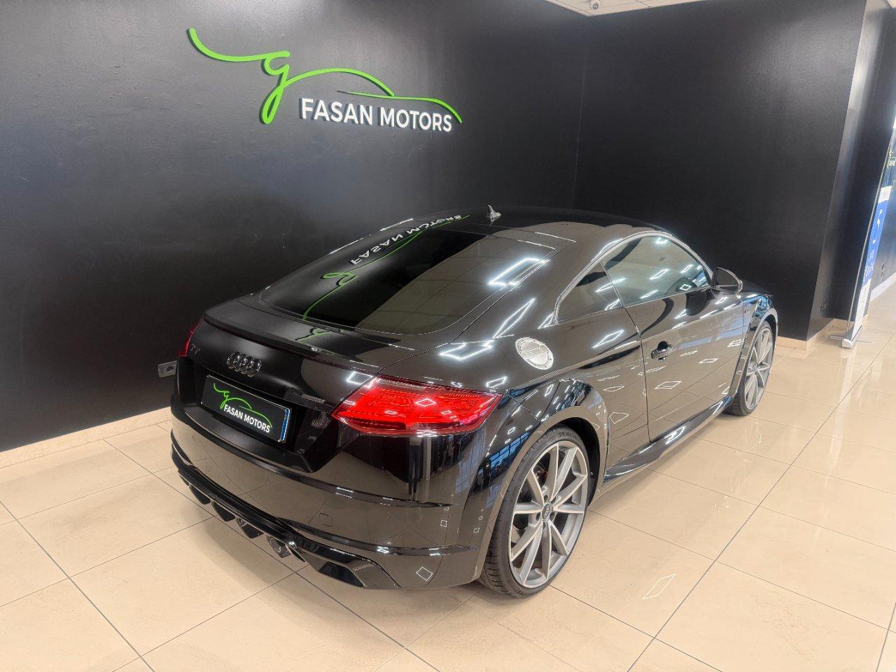 Audi TT Coupe 2.0 tfsi S line quattro s-tronic