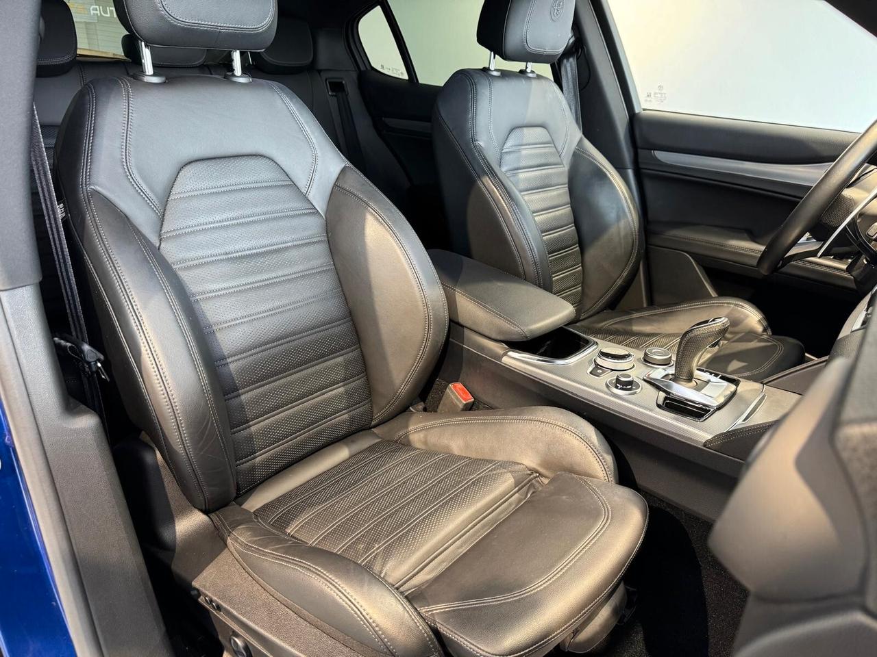 Alfa Romeo Stelvio 2.2 Turbodiesel 210 CV AT8 Q4 Veloce