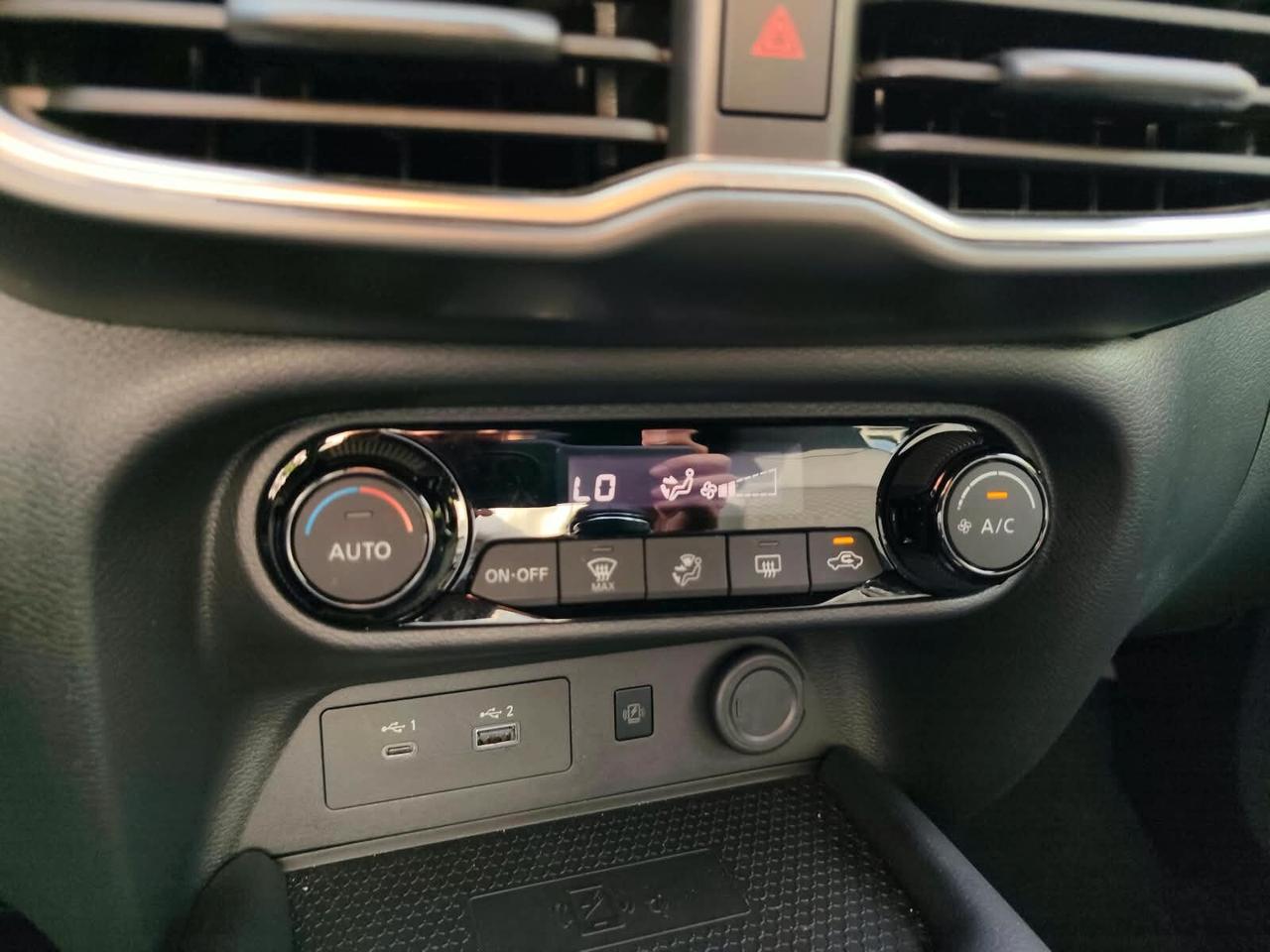 Nissan Juke 1.0 DIG-T 114 CV N-Connecta