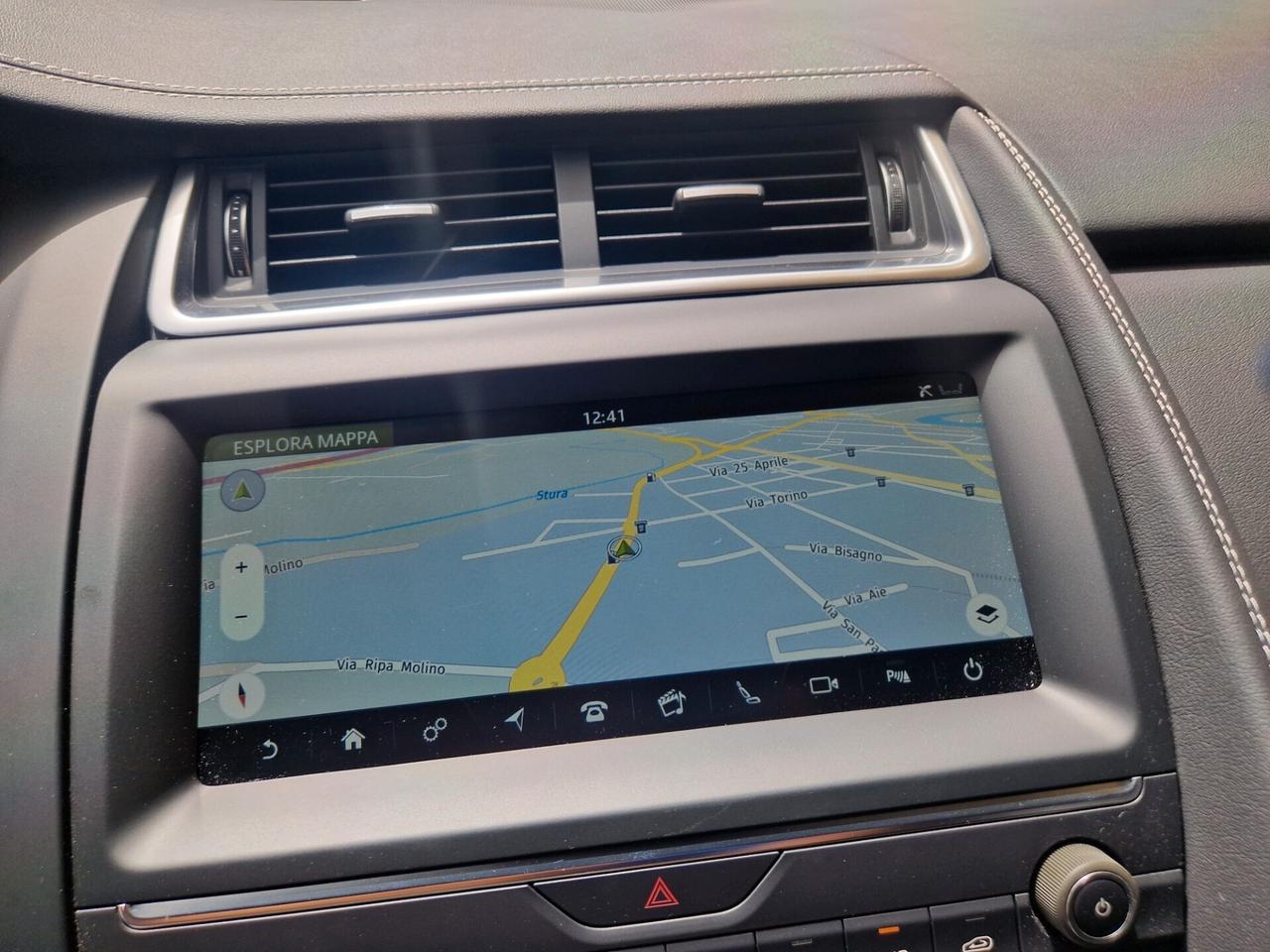 Jaguar E-Pace 2.0D 150 CV AWD aut. R-Dynamic 14.400 KM