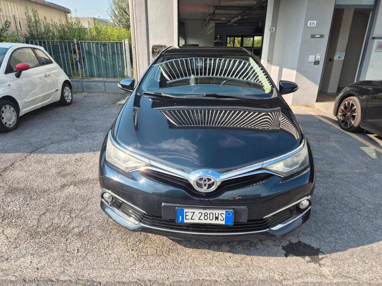 Toyota Auris 1.2 Turbo Lounge TAGLIANDATA REGOLARMENTE