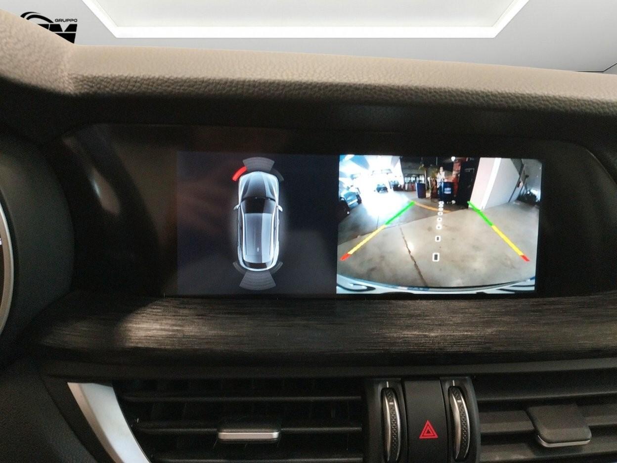 Alfa Romeo Stelvio 2.2 Turbodiesel 190 CV AT8 Q4 Business