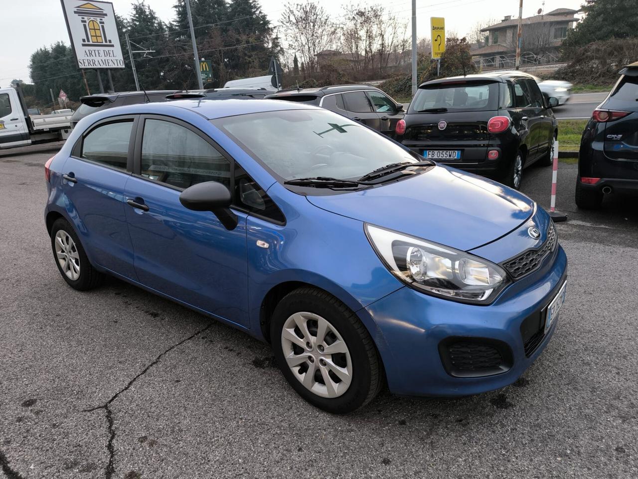 Kia Rio 1.2 CVVT 5p. EX PLUS *NEOPATENTATI*