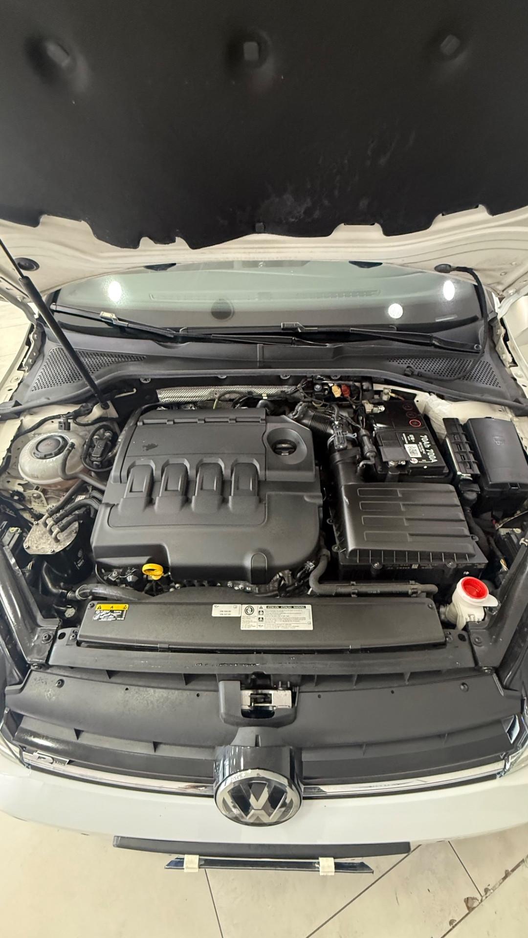 Volkswagen Golf 1.6 TDI 115 CV 5p. R-line