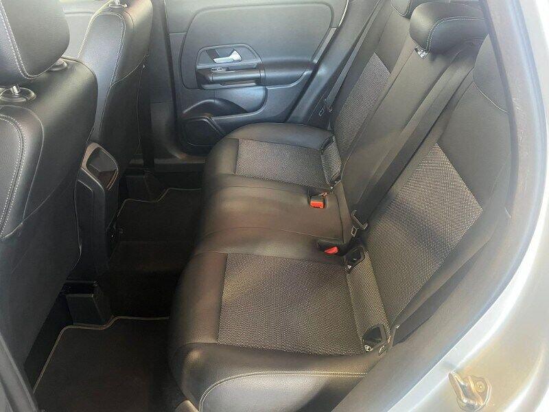 Mercedes-Benz GLA GLA 200 d Automatic Business Extra