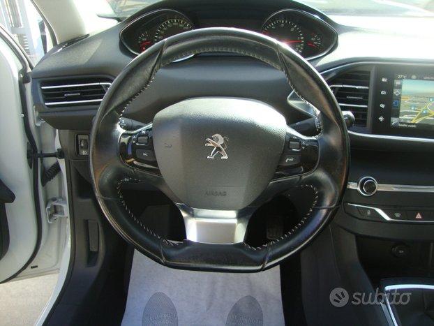 PEUGEOT 308 Berlina 1.6 BlueHdi 120 CV BUSINESS NAVI/CERCHI/SENSORI