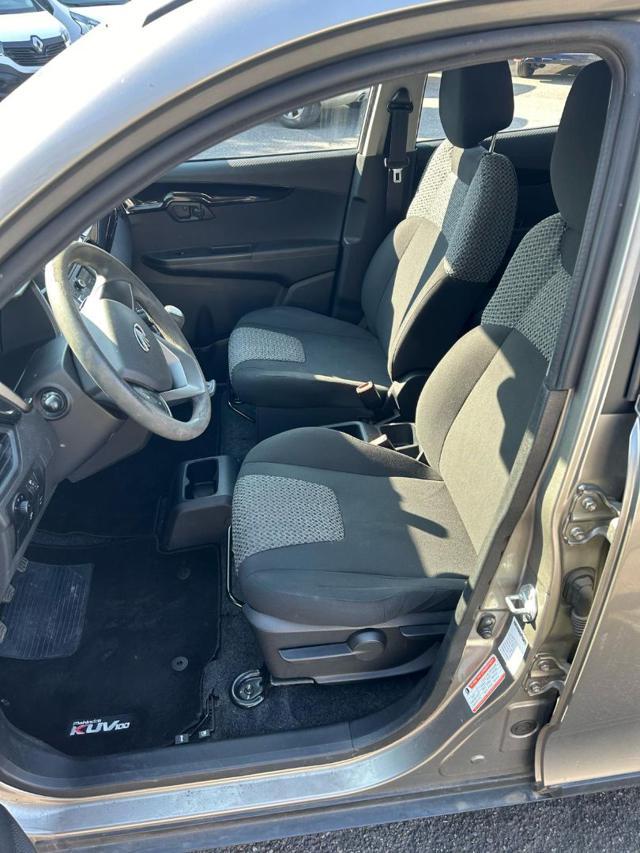 MAHINDRA KUV100 1.2 VVT K8