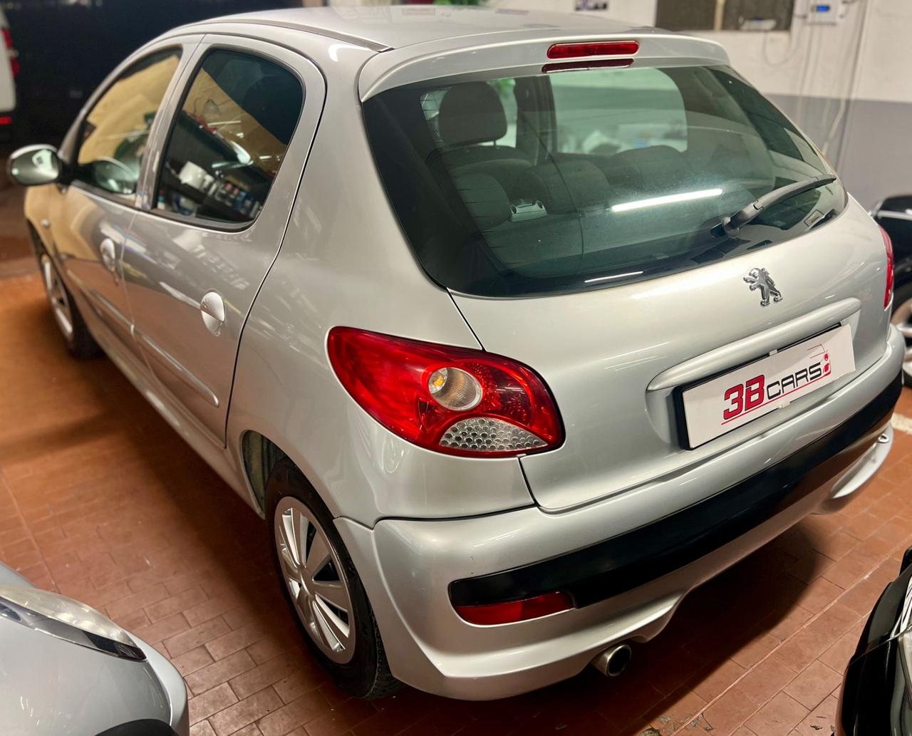 Peugeot 206 Plus 1.1 60CV 5p. Energie €5 benzina OK NEOPATENTATI