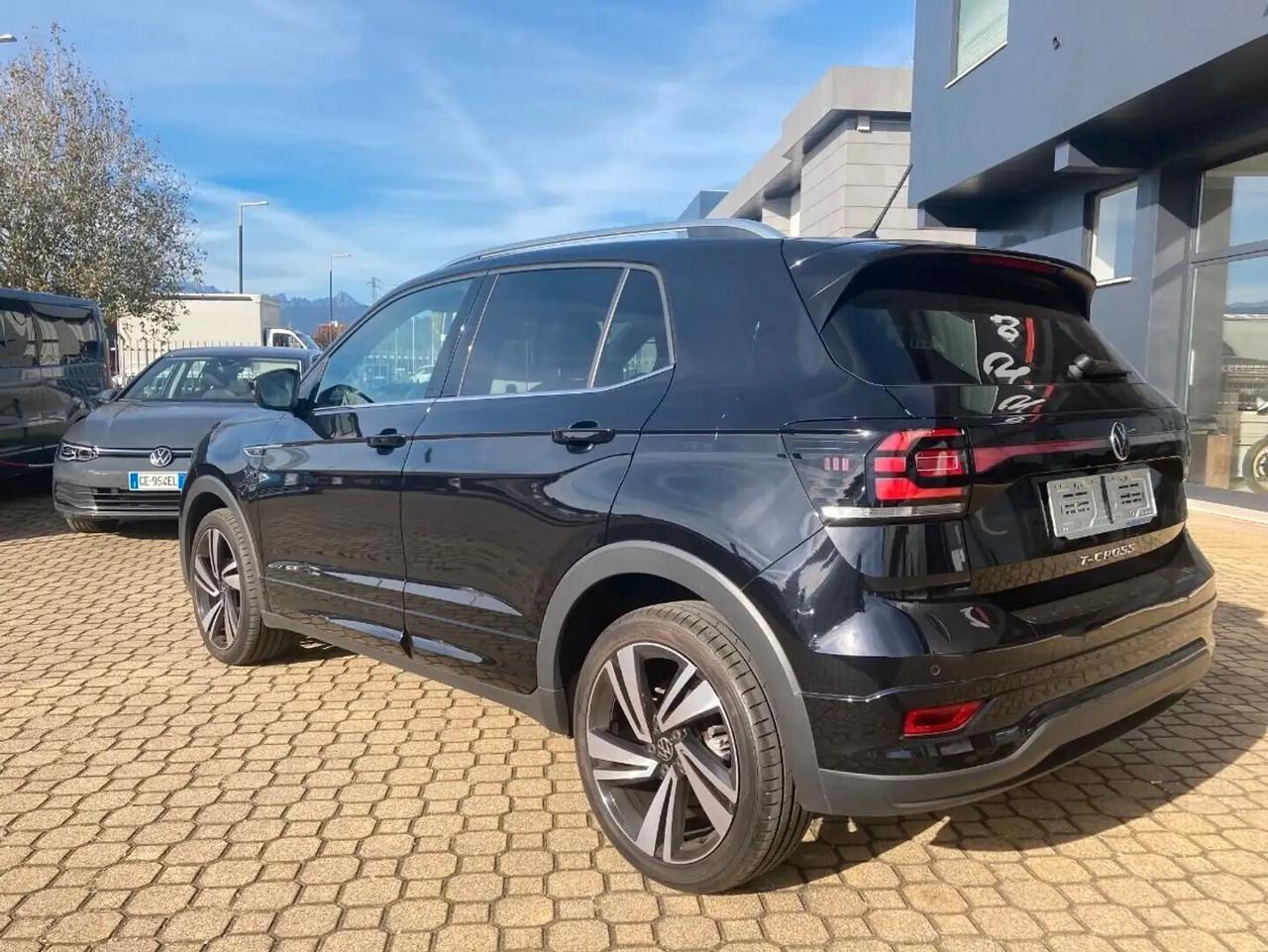 Volkswagen T-Cross 1.5 TSI DSG - R LINE PLUS