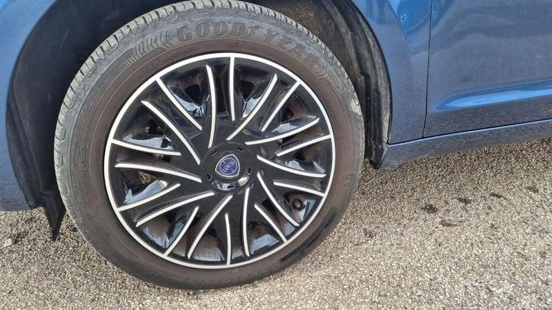 Lancia Ypsilon III 2021 1.0 firefly hybrid Oro s&s 70cv