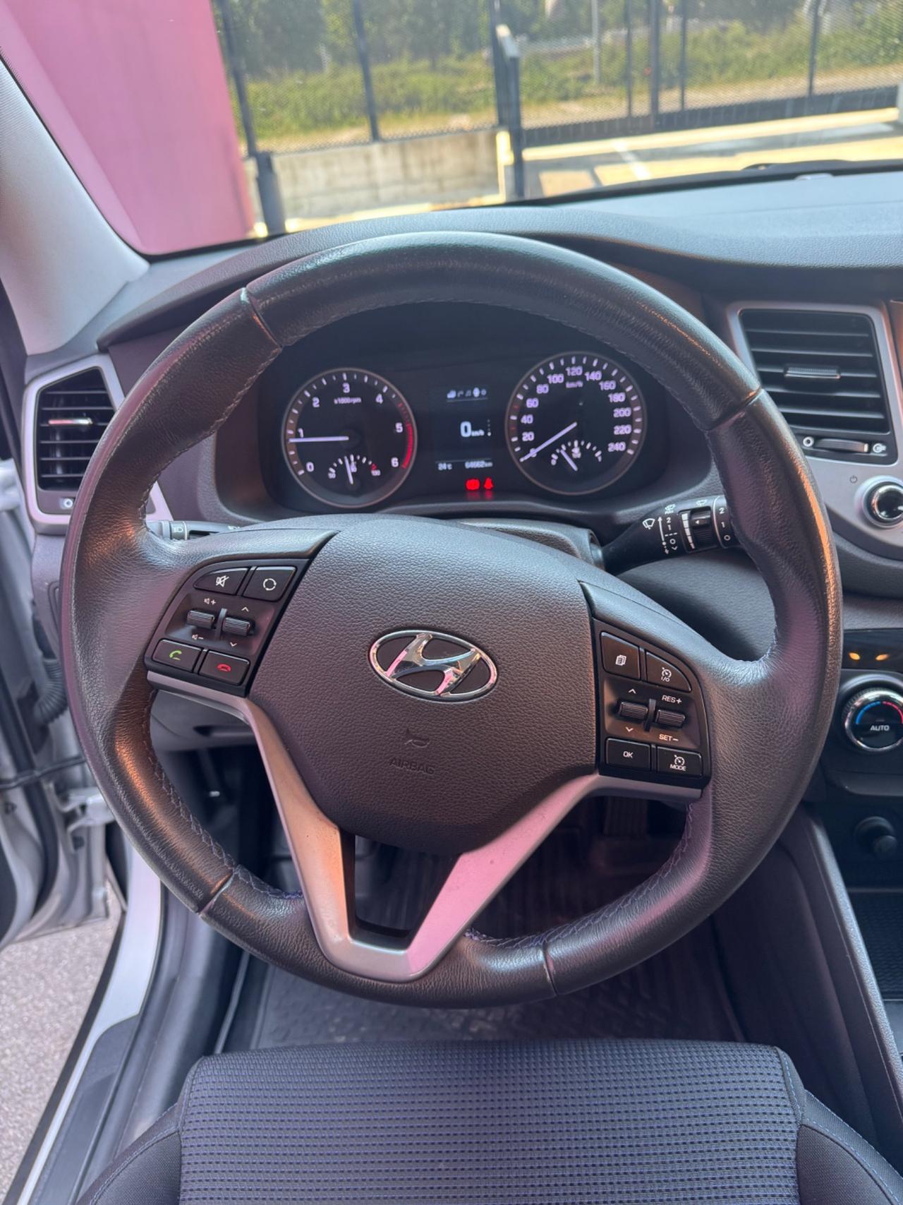 HYUNDAI TUCSON 1.7 CRDi 64.000 KM UNICO PROPRIETARIO