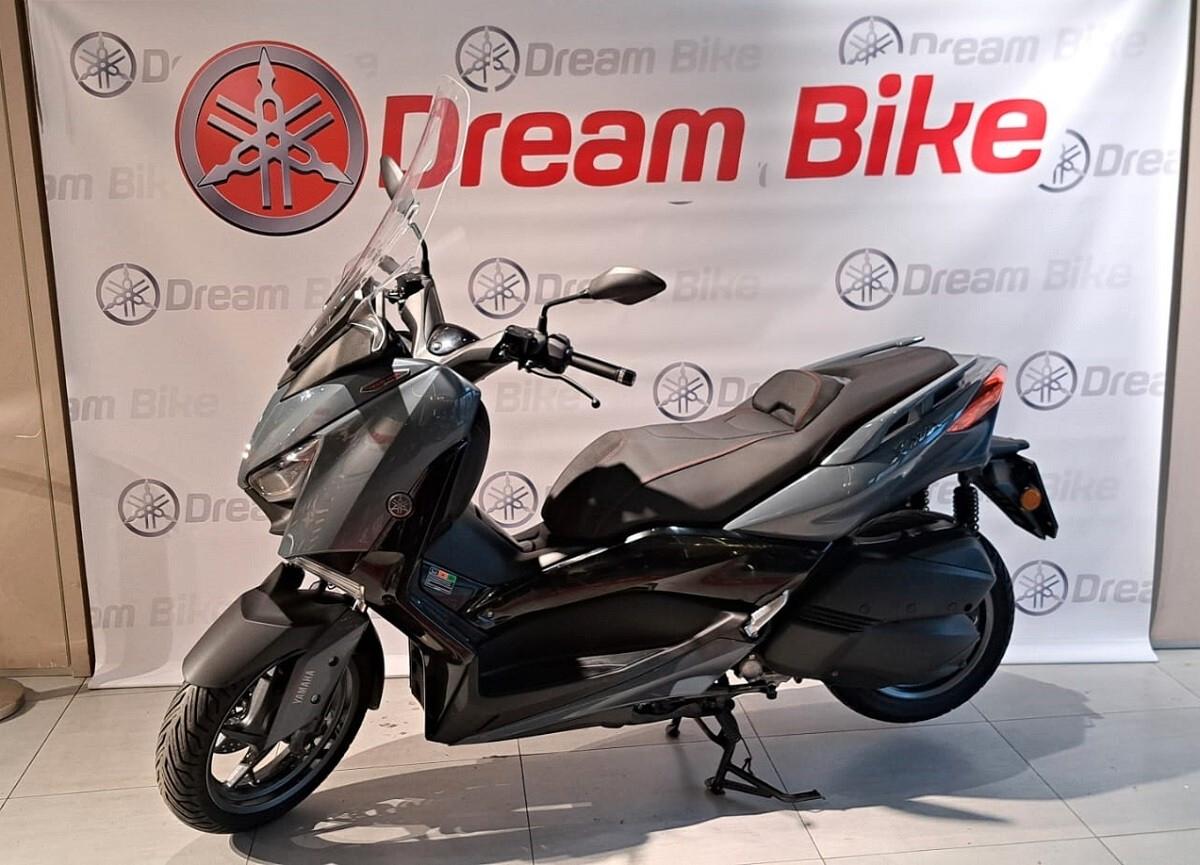 Yamaha X-Max 300 TECH ABS