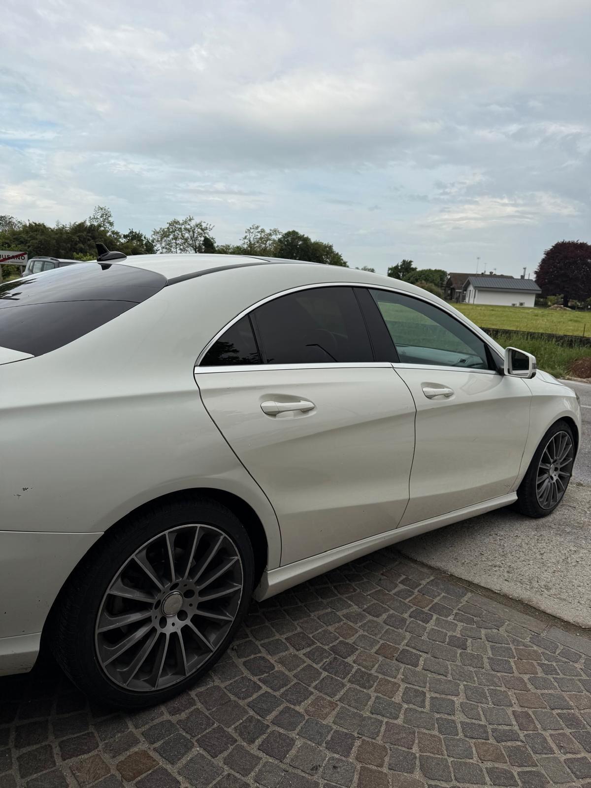 Mercedes-benz CLA 220 CLA 220 CDI Automatic Premium