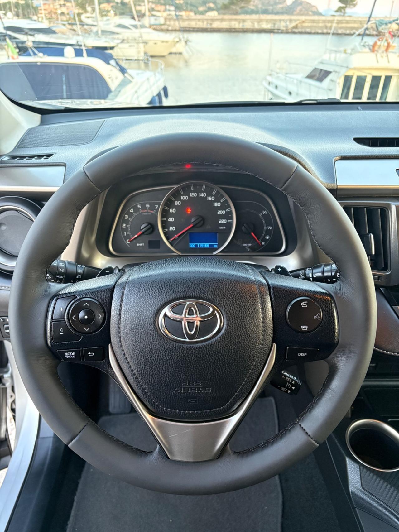 Toyota RAV 4 RAV4 2.2 D-4D 4WD Lounge