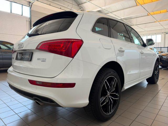 AUDI Q5 3.0 V6 TDI quattro S tronic //TETTO//NAVI//